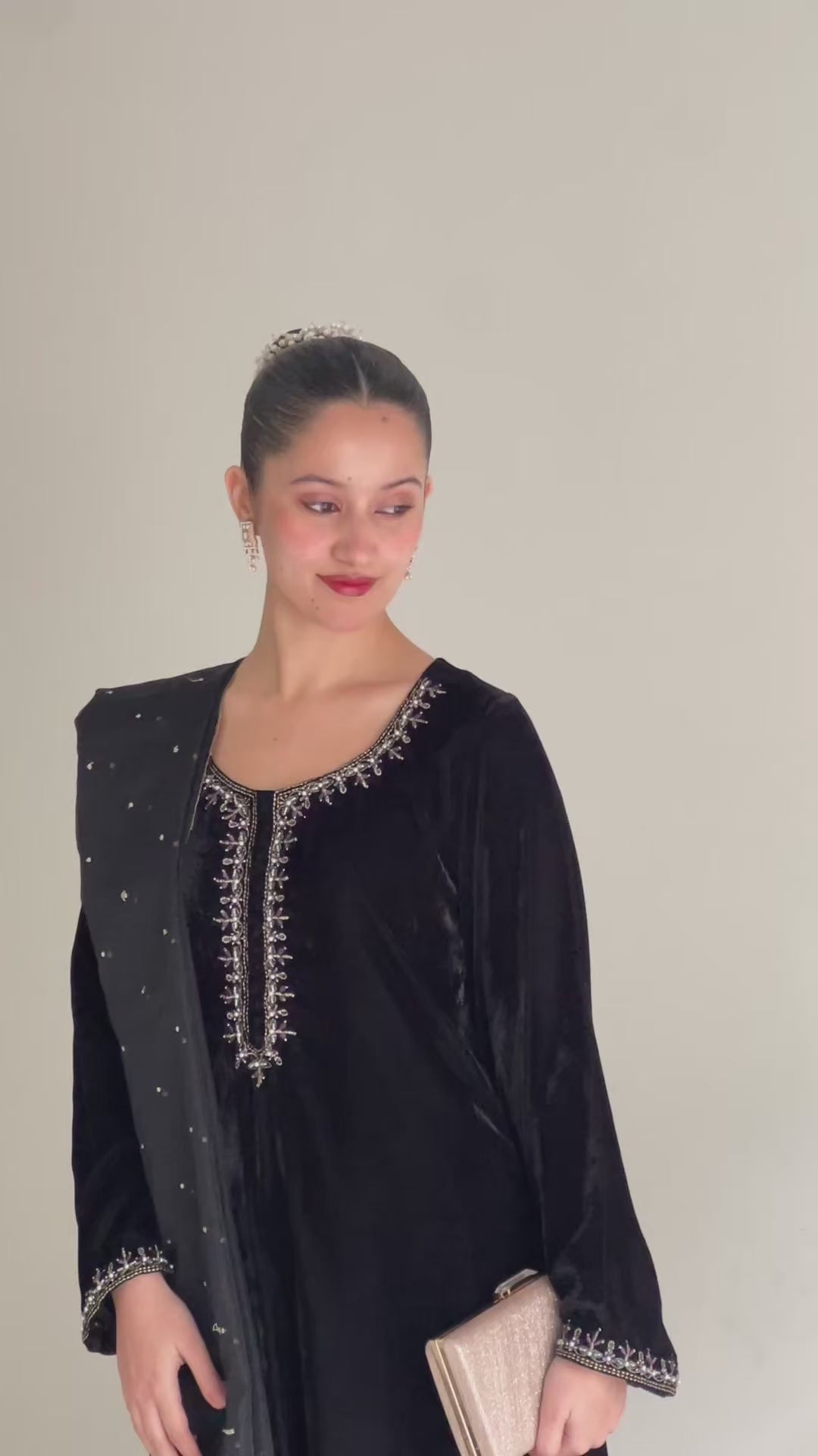 Jannat Velvet 3 Pcs Set